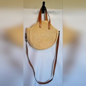 OP Ocean Pacific Straw Round Tote Bag Stylish Cream and Tan Women's Handbag
